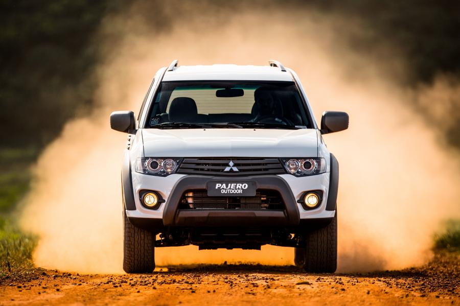  Mitsubishi Pajero Dakar OutDoor 2016 года  (фото 13 из 30)